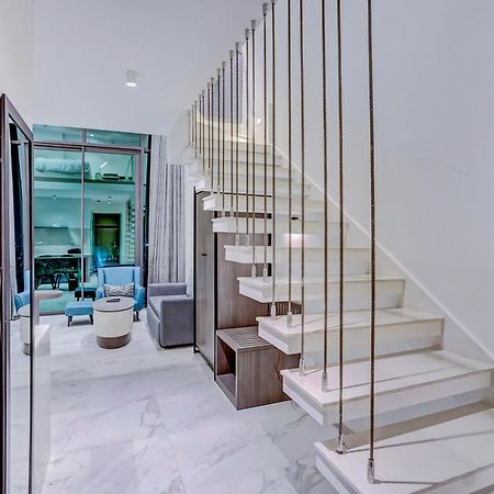 Sunday Hotels And Residences Gurgaon Buitenkant foto