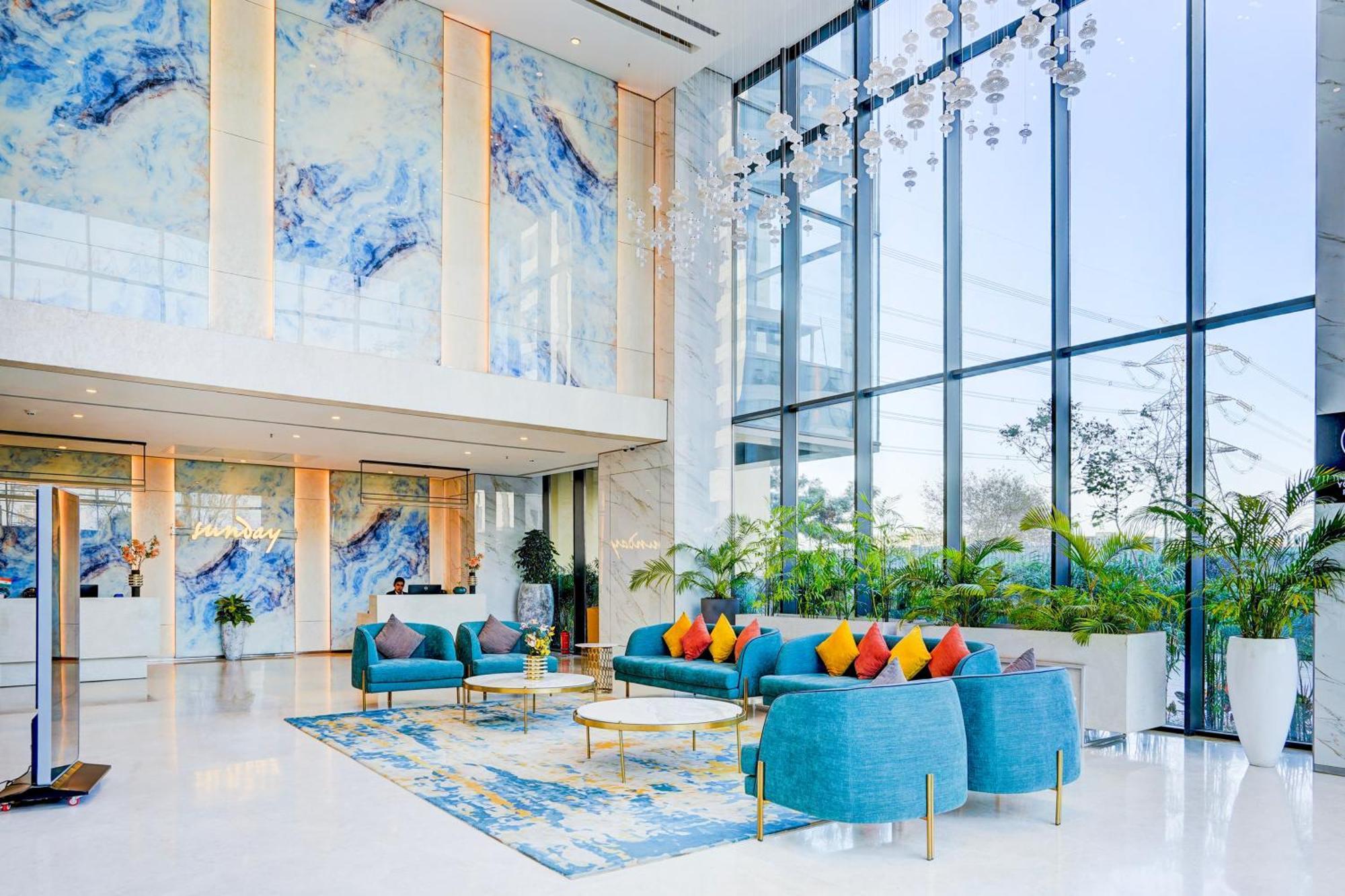 Sunday Hotels And Residences Gurgaon Buitenkant foto